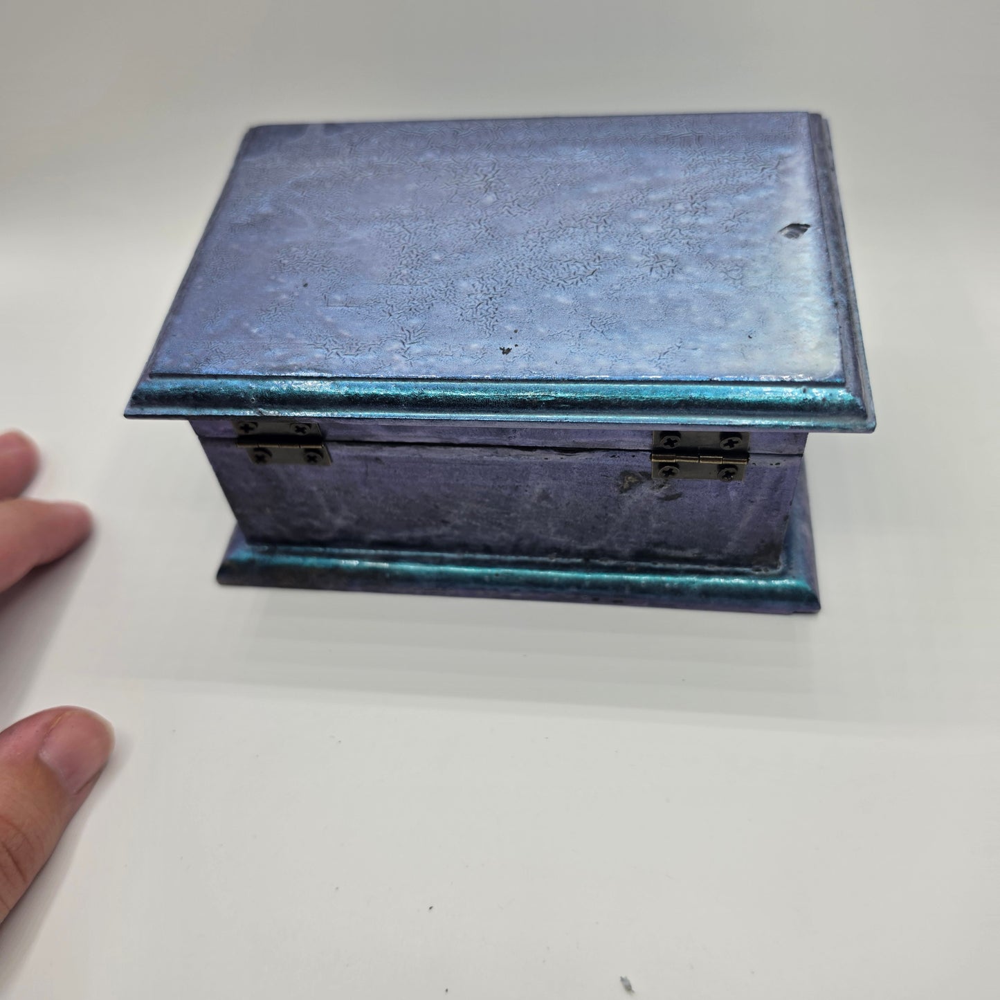 Color Shifting Blue Resin Jewelry Box